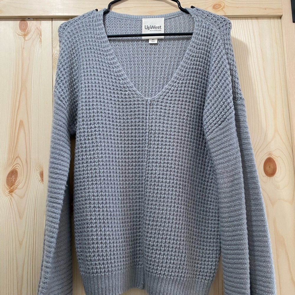Upwest V-Neck Sweater